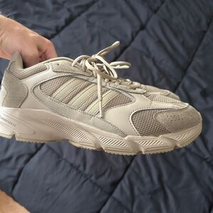 Men's Beige Athletic Sneakers